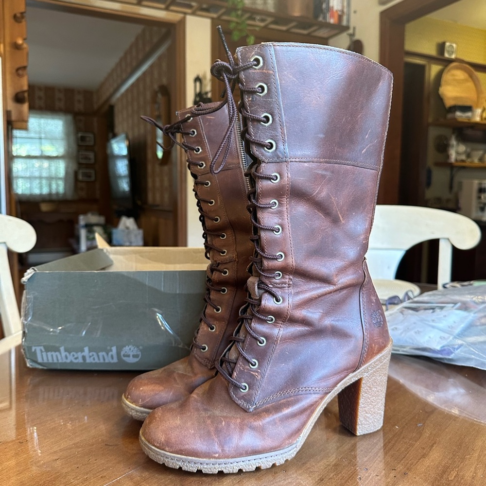 Women’s Timberland Brown Leather Boots with Heel Size 9